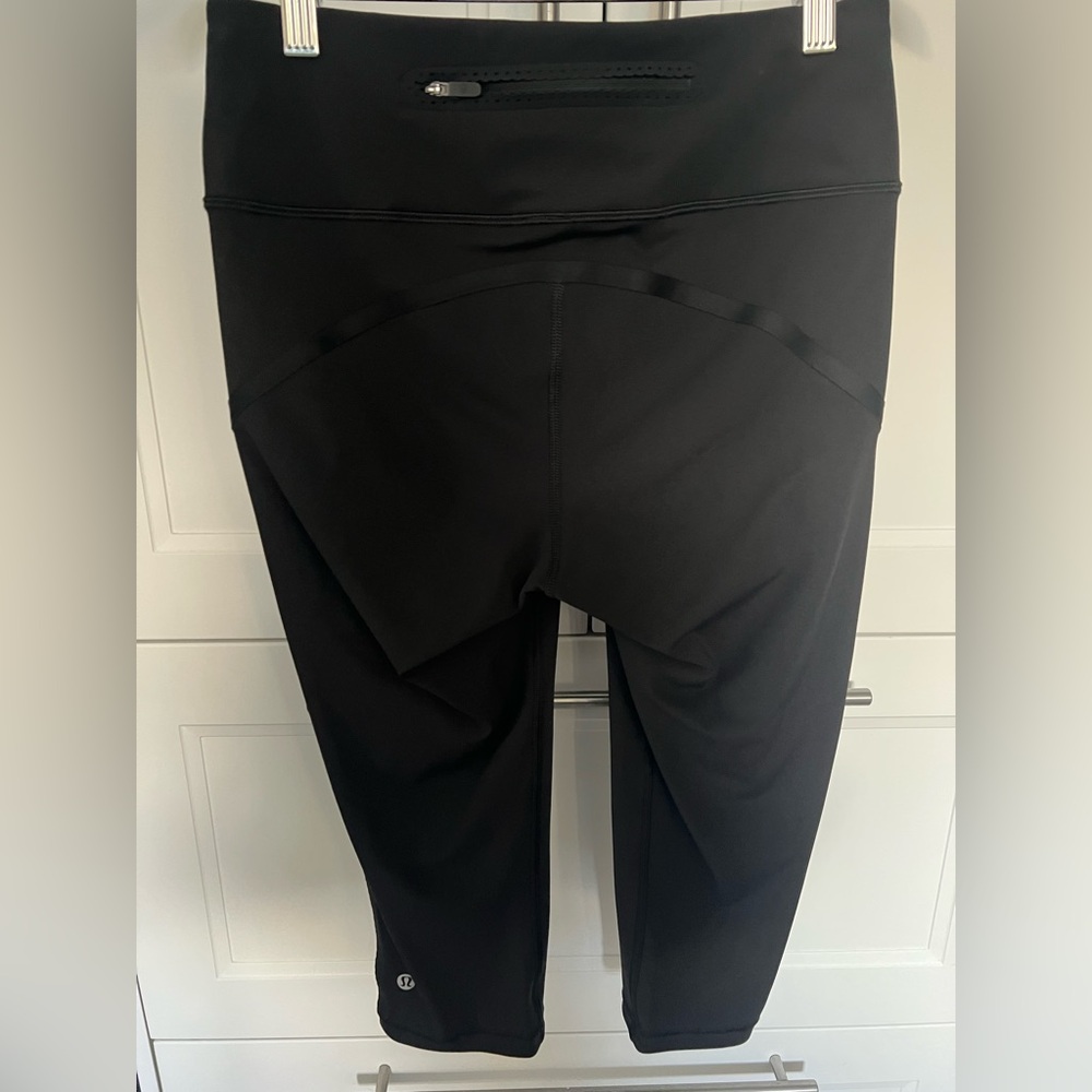 L-84 🍋 Lululemon 🍋 Smooth Stride Crop Black - Picture 5 of 8